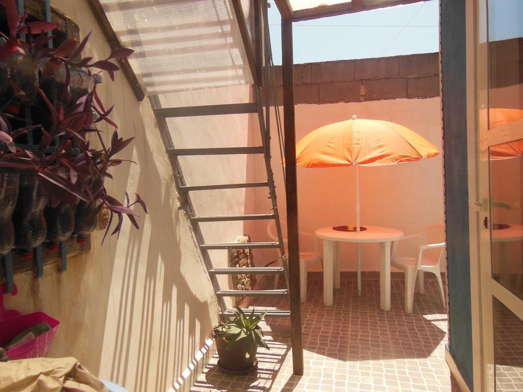 Il Pozzo Di Santa Teresa Apartment Catania Room photo